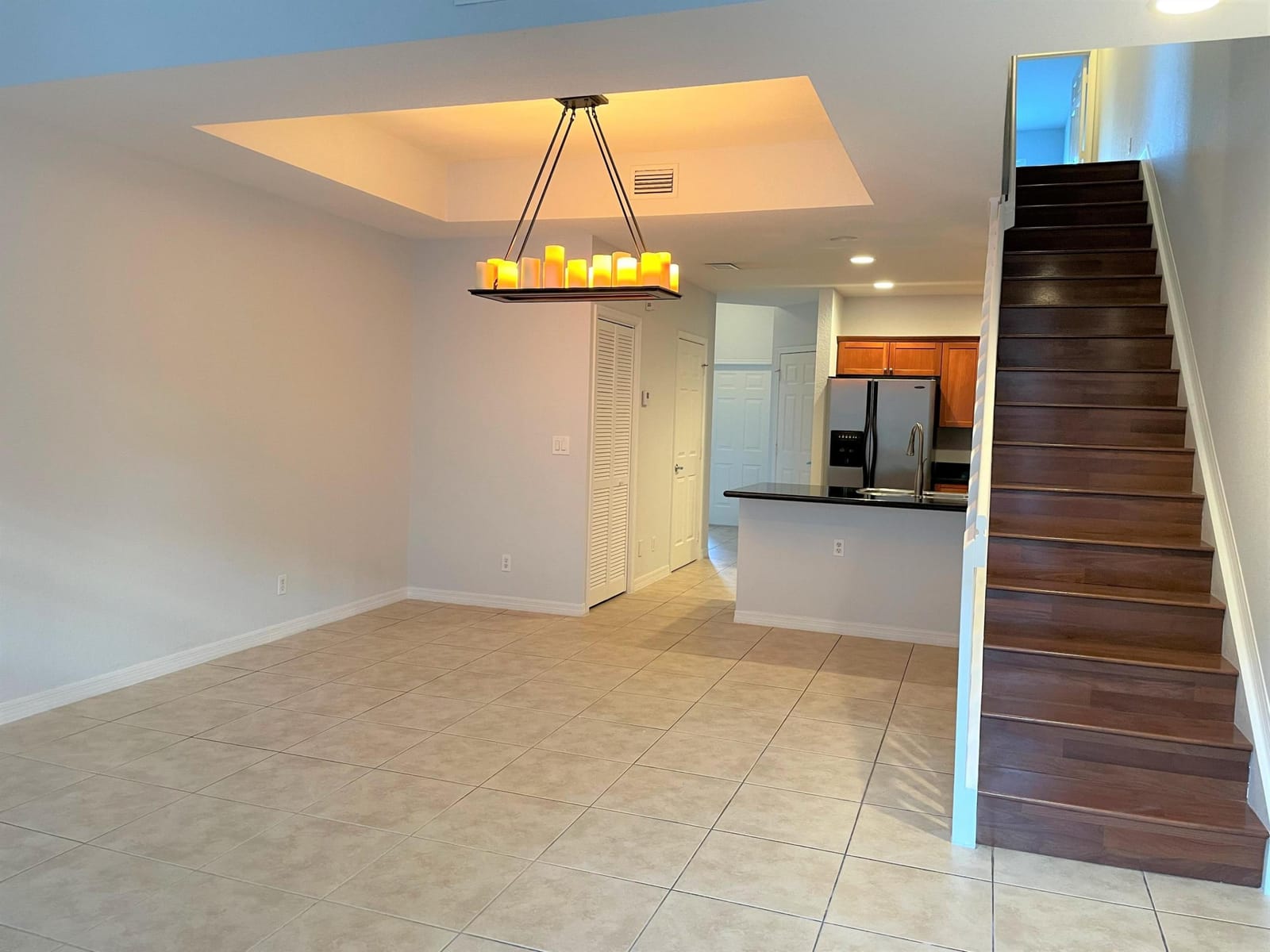 602 S Federal Highway 5 — photo 5