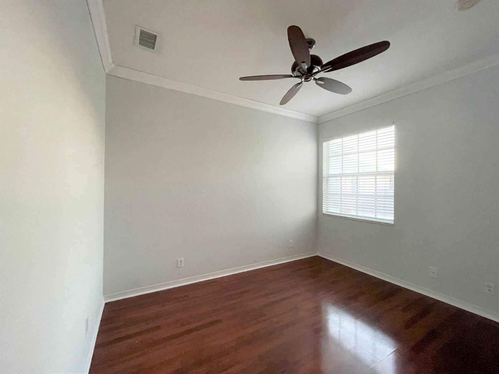 602 S Federal Highway 5 — photo 9