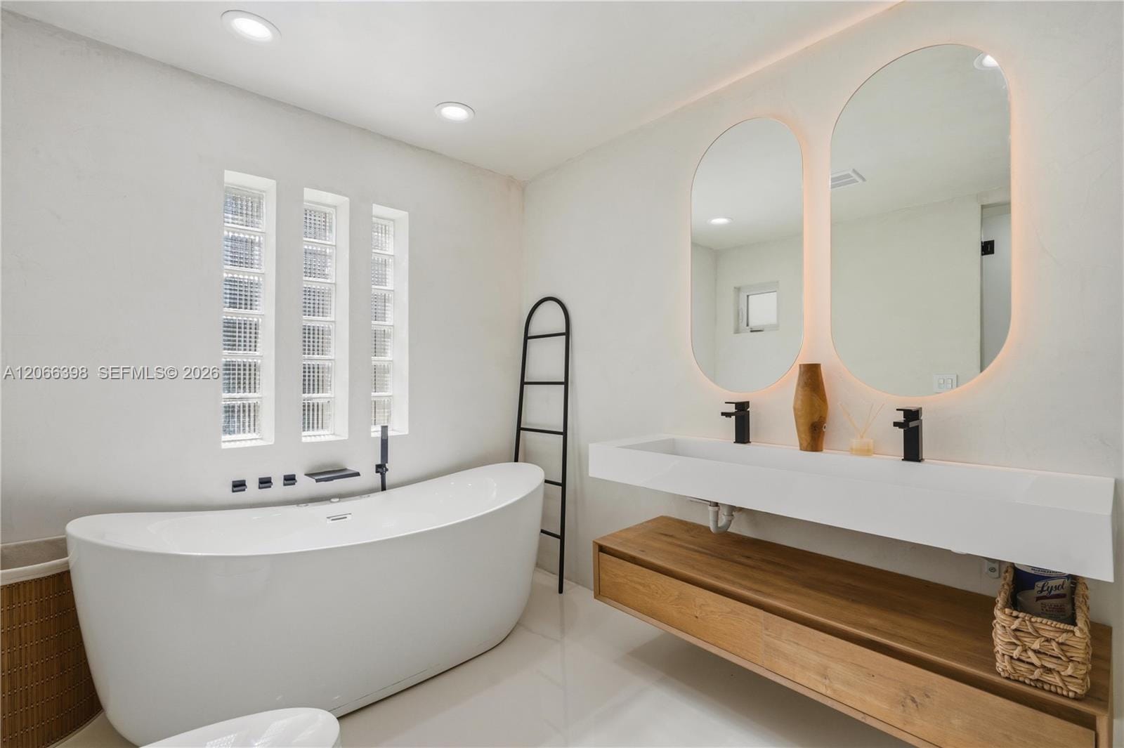 16203 NW 82nd Place, Miami Lakes, FL 33016 photo 22