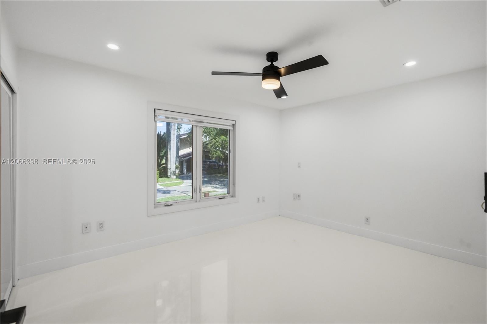 16203 NW 82nd Place, Miami Lakes, FL 33016 photo 30