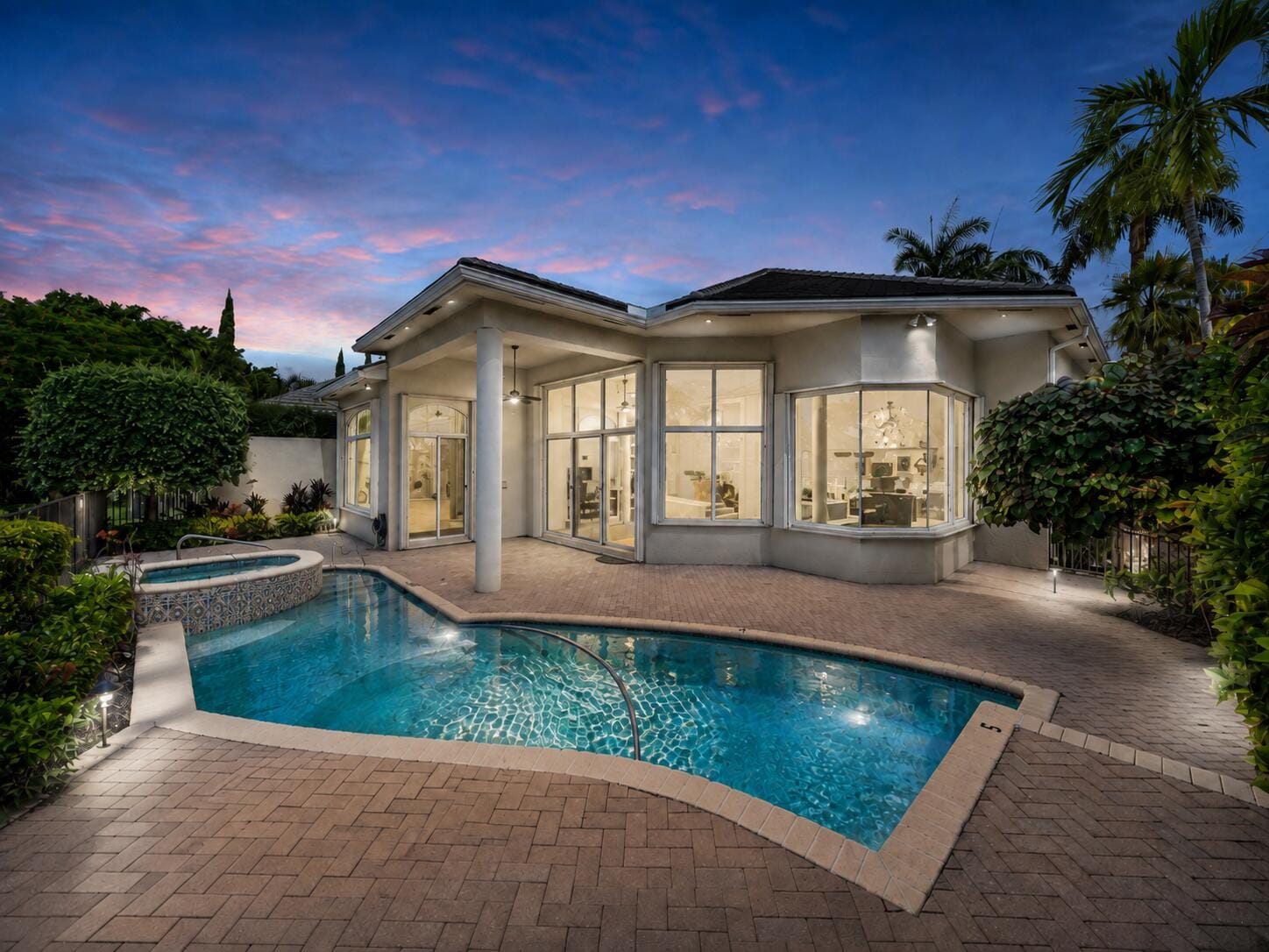 7700 Bella Verde Way — photo 2