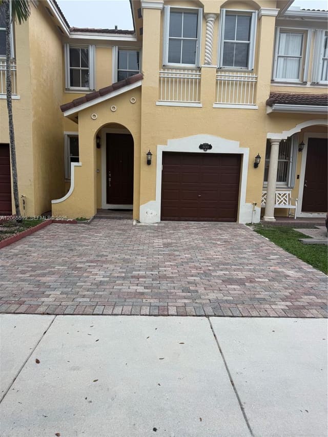 15069 SW 9th Way 0, Miami, FL 33194