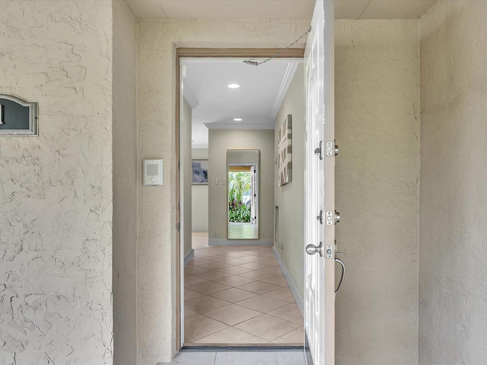 11 FOREST HILLS Lane — photo 8