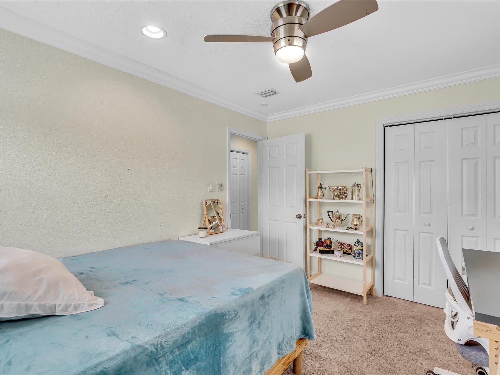 11 FOREST HILLS Lane, Boca Raton, FL 33431 photo 21