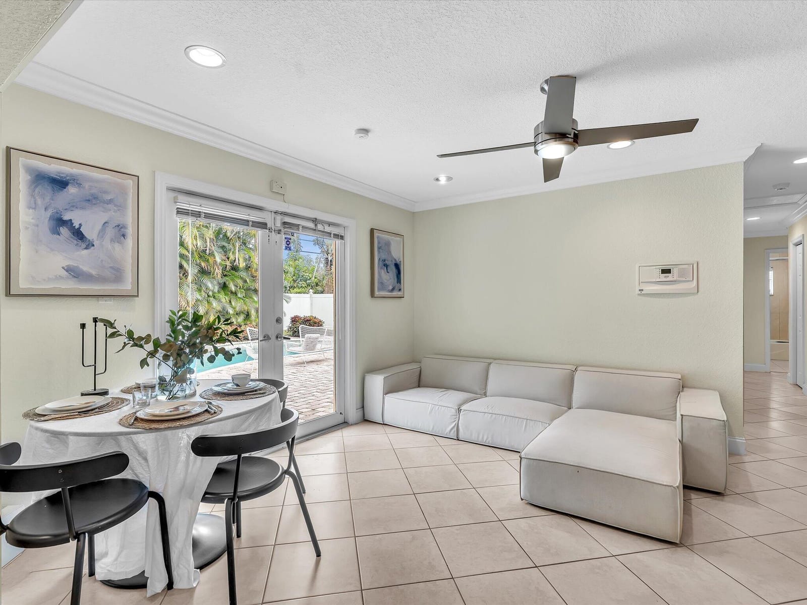 11 FOREST HILLS Lane — photo 4