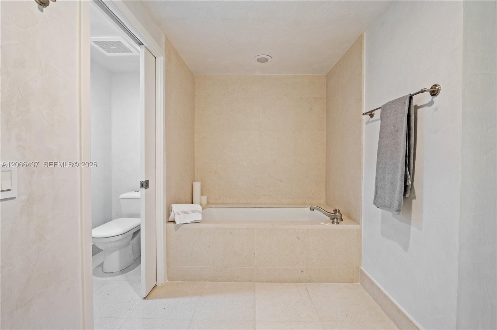 6899 Collins Avenue 702 — photo 9