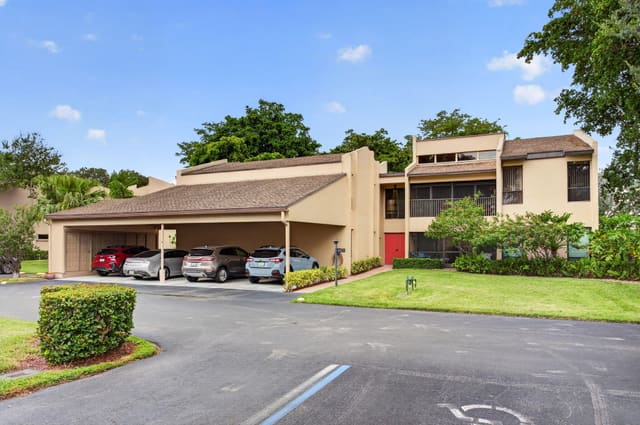 6421 PUMPKIN SEED Circle 217, Boca Raton, FL 33433