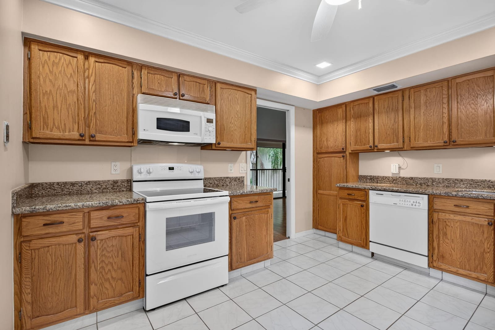 6421 PUMPKIN SEED Circle 217, Boca Raton, FL 33433 photo 19