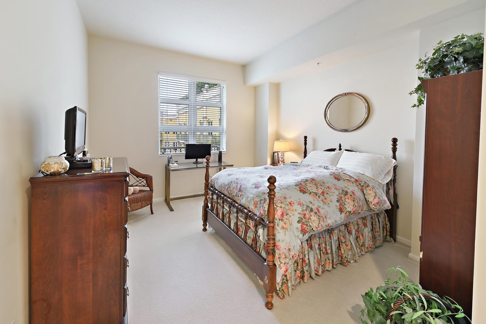 403 S SAPODILLA Avenue 817 — photo 8