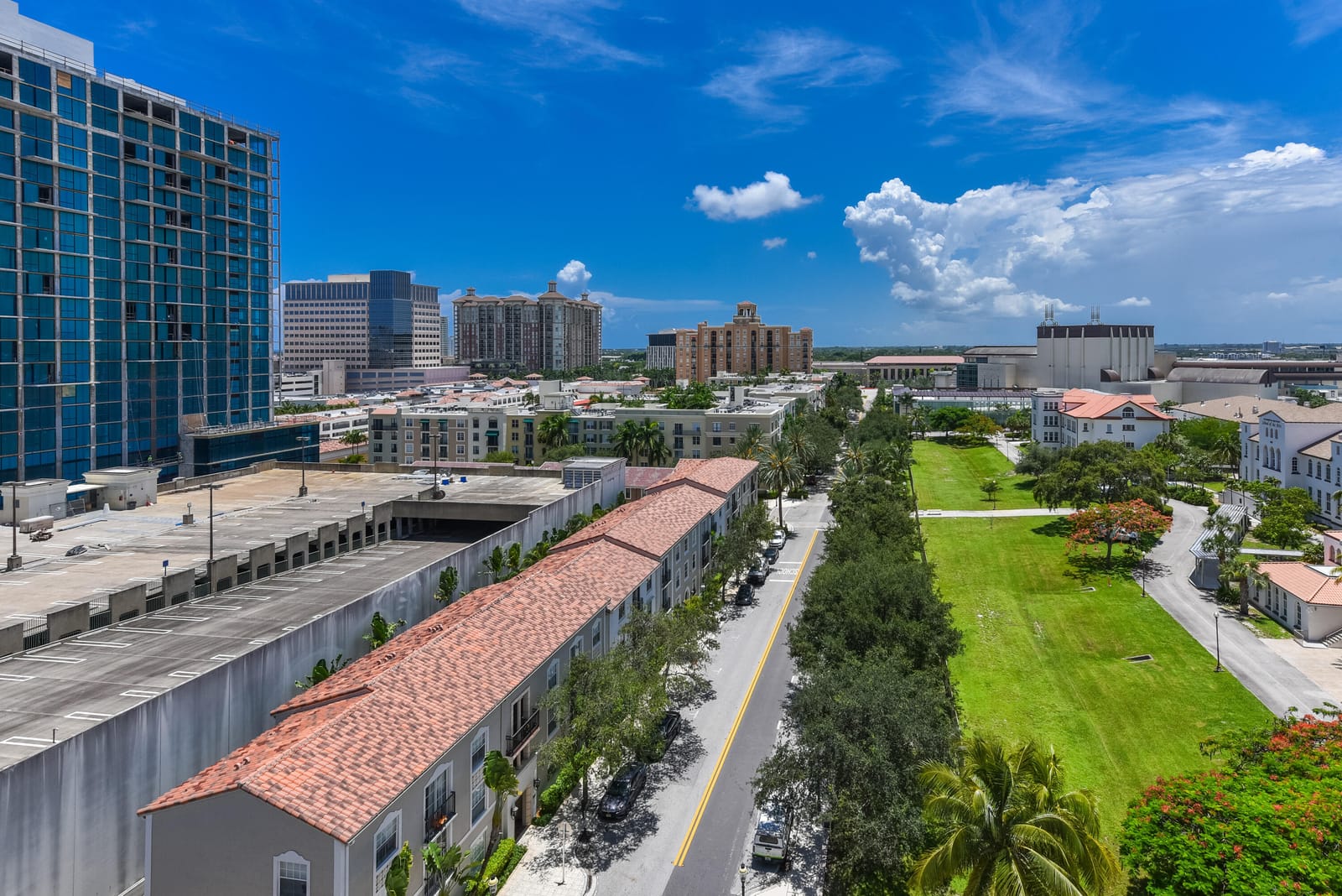 403 S SAPODILLA Avenue 817, West Palm Beach, FL 33401 photo 14