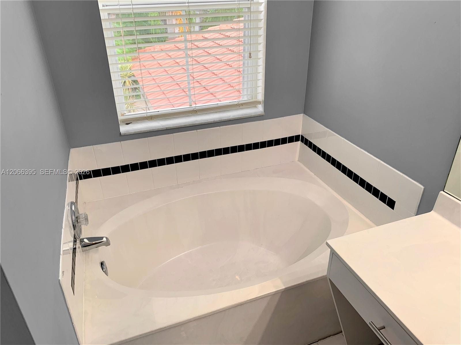 1130 Buttonwood Lane - — photo 6