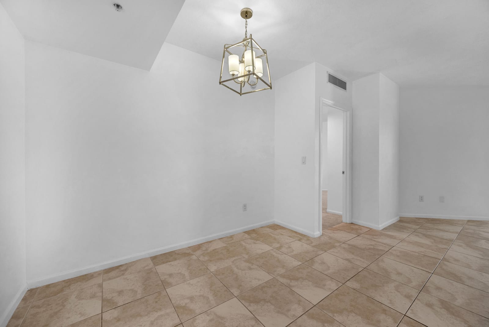 403 S Sapodilla Avenue 612 — photo 3