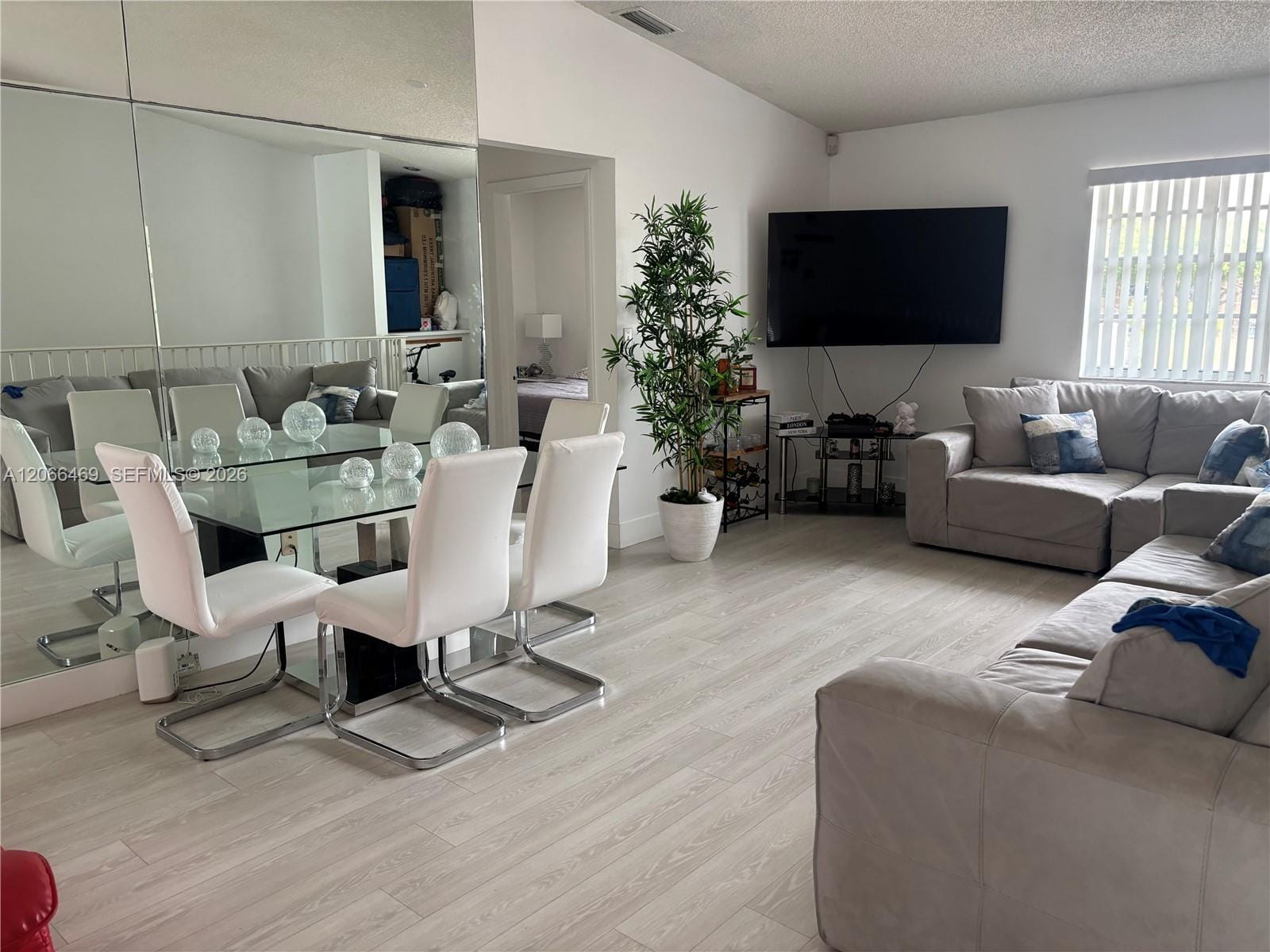 6910 NW 173rd Drive 1008, Hialeah, FL 33015 photo 15