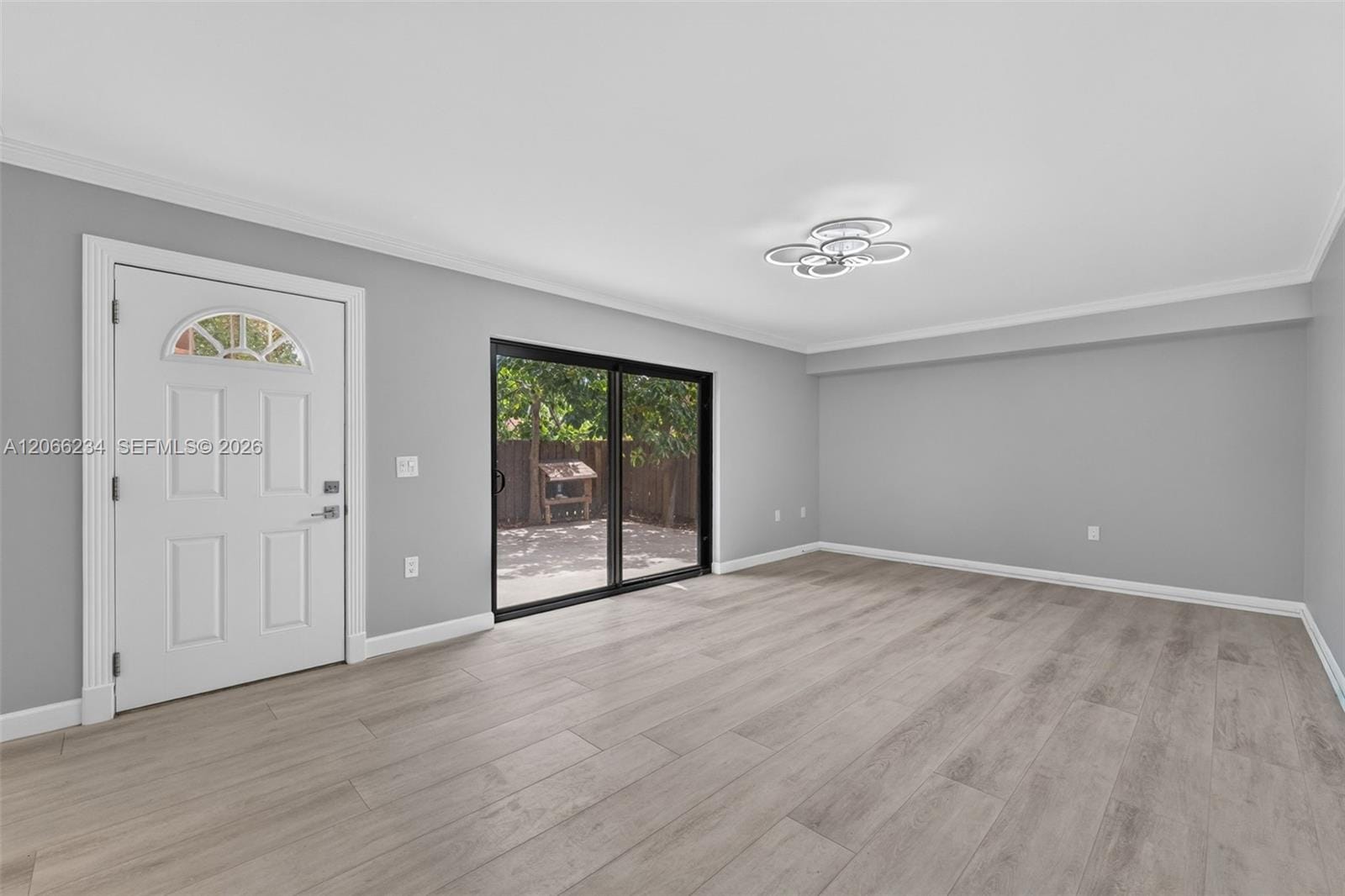 151 Heritage Way — photo 3