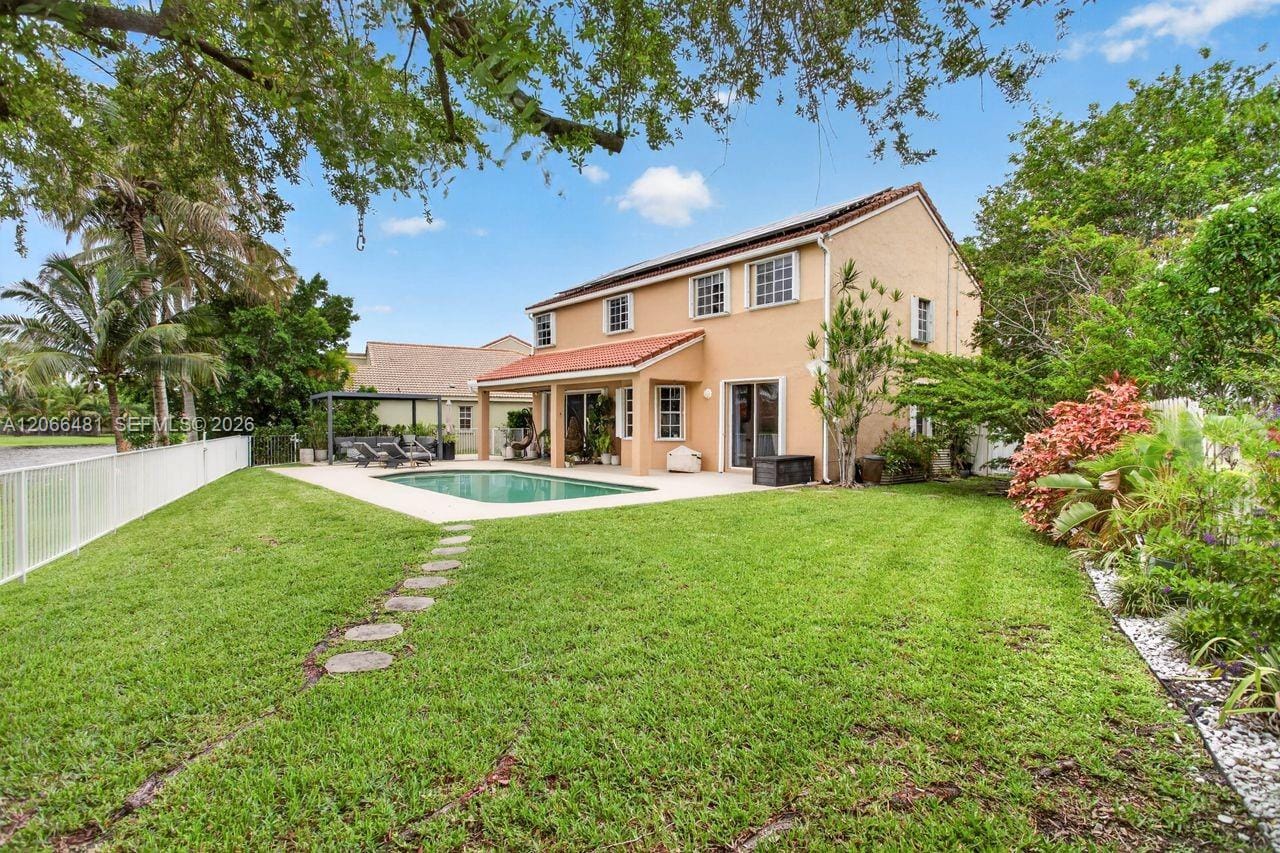480 Cambridge Drive, Weston, FL 33326 photo 13
