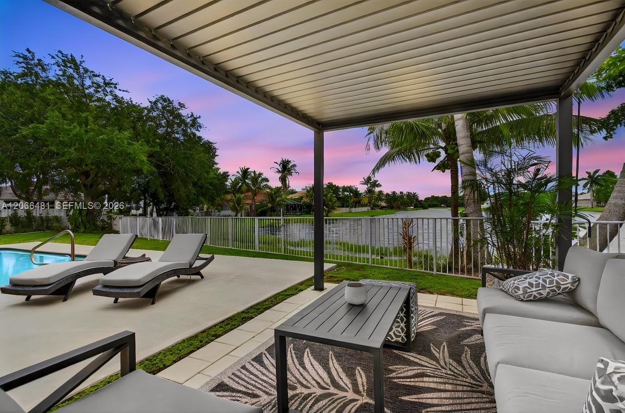 480 Cambridge Drive, Weston, FL 33326 photo 23