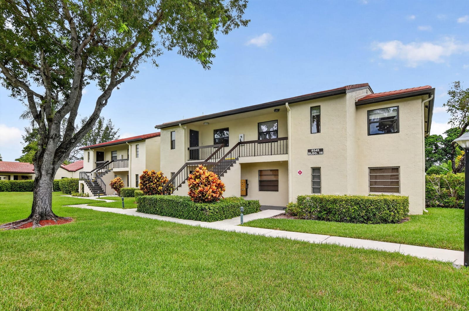 8545 Casa Del Lago 38 H, Boca Raton, FL 33433 photo 2