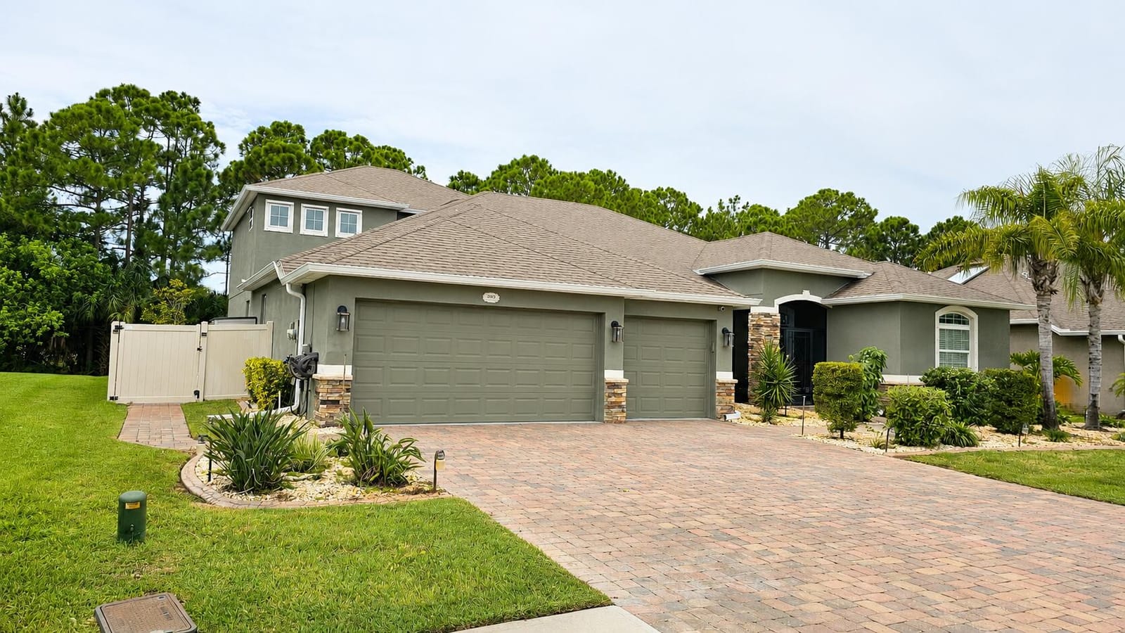 539 Easton Forest Circle SE, Palm Bay, FL 32909 photo 1