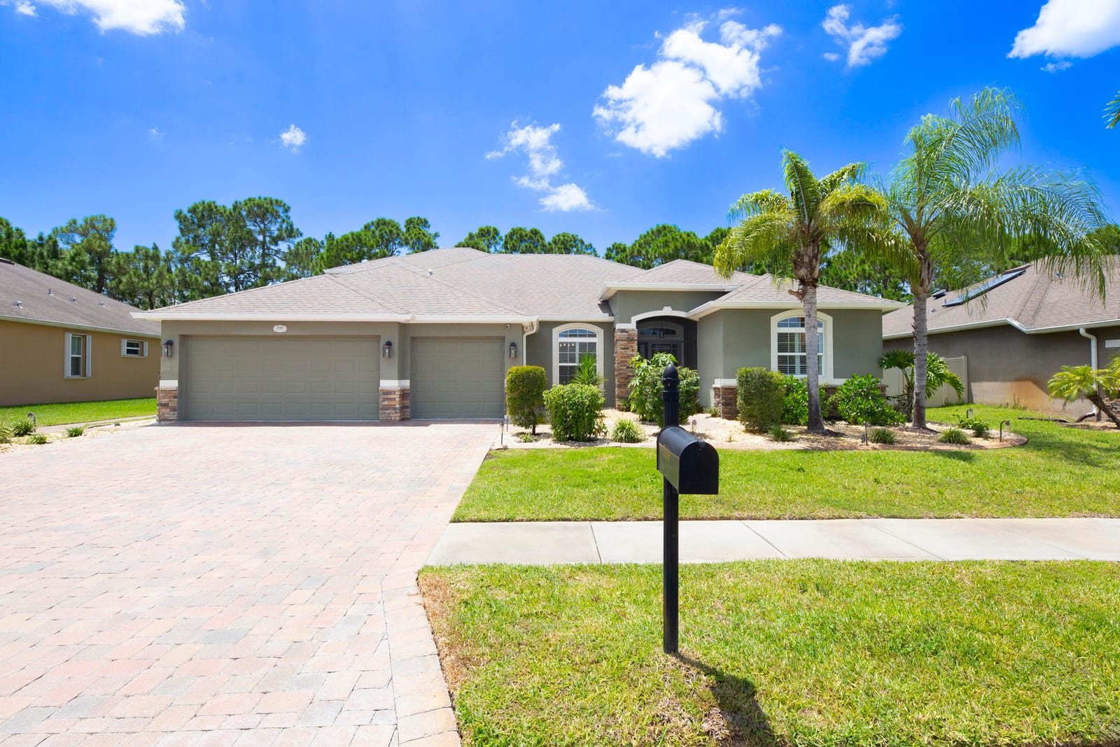 539 Easton Forest Circle SE, Palm Bay, FL 32909 photo 5