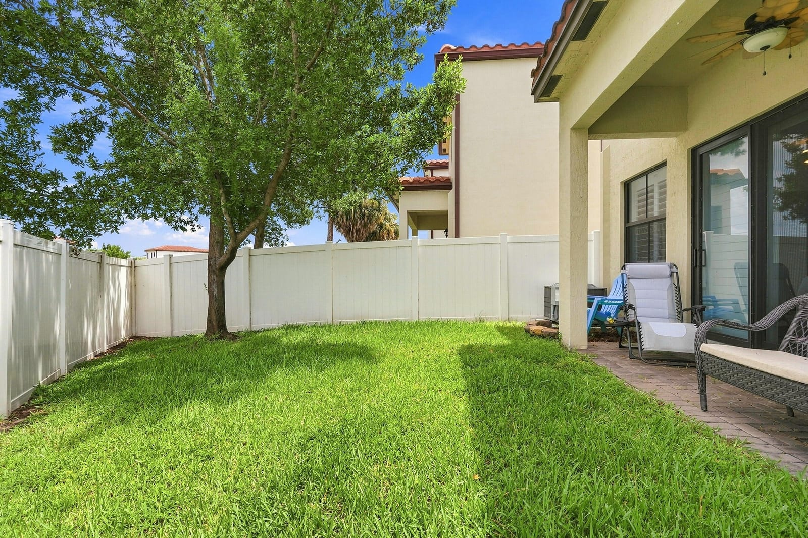 3000 KING PALM Way, Riviera Beach, FL 33410 photo 29