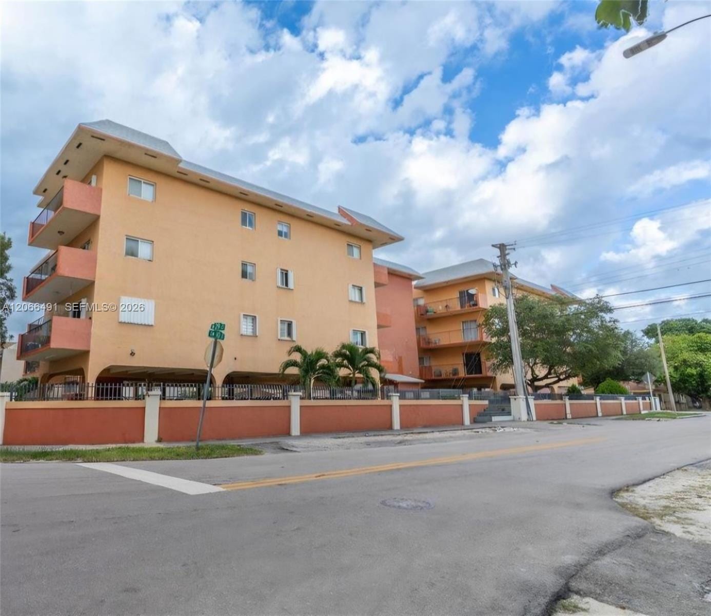 2921 SW 10th Street 33, Miami, FL 33135