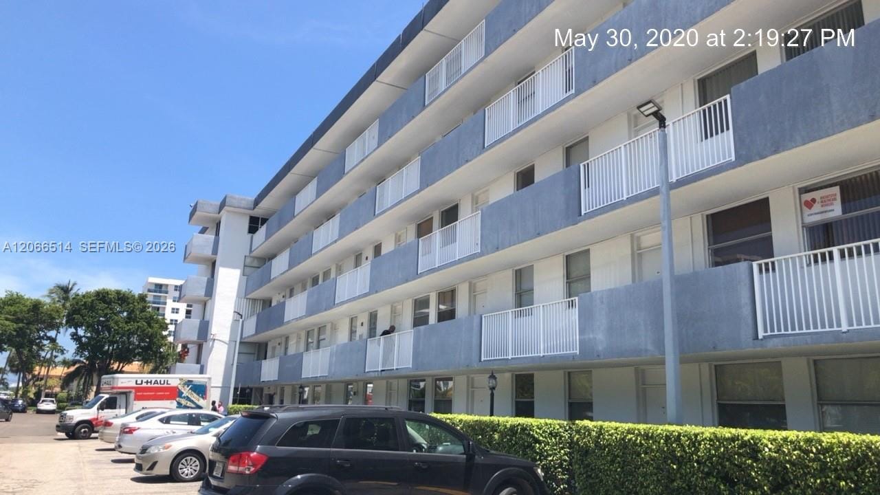 1801 S Treasure Drive 401 — photo 3