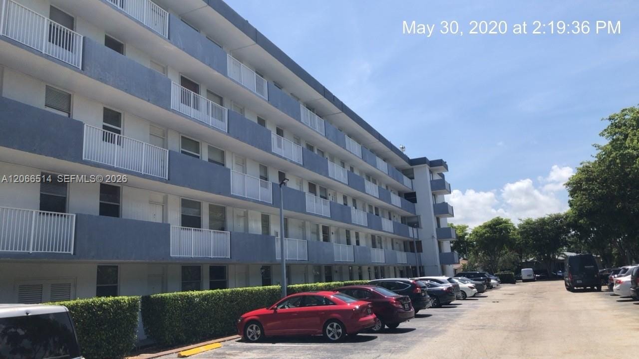 1801 S Treasure Drive 401 — photo 4