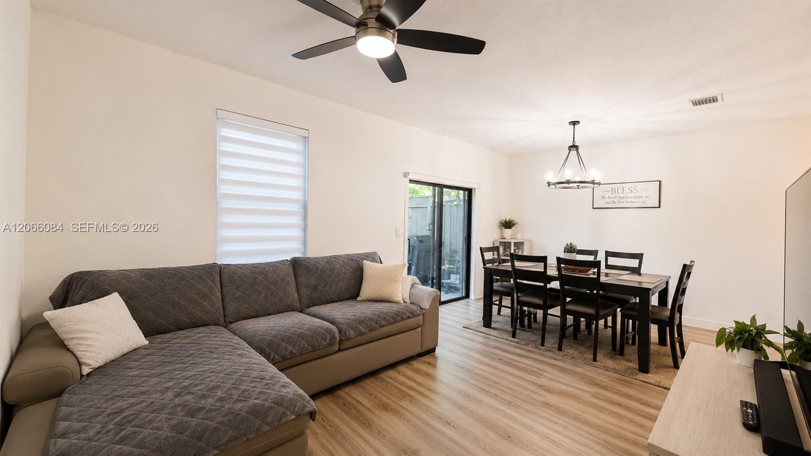 5404 SW 14th Court 5404 — photo 2