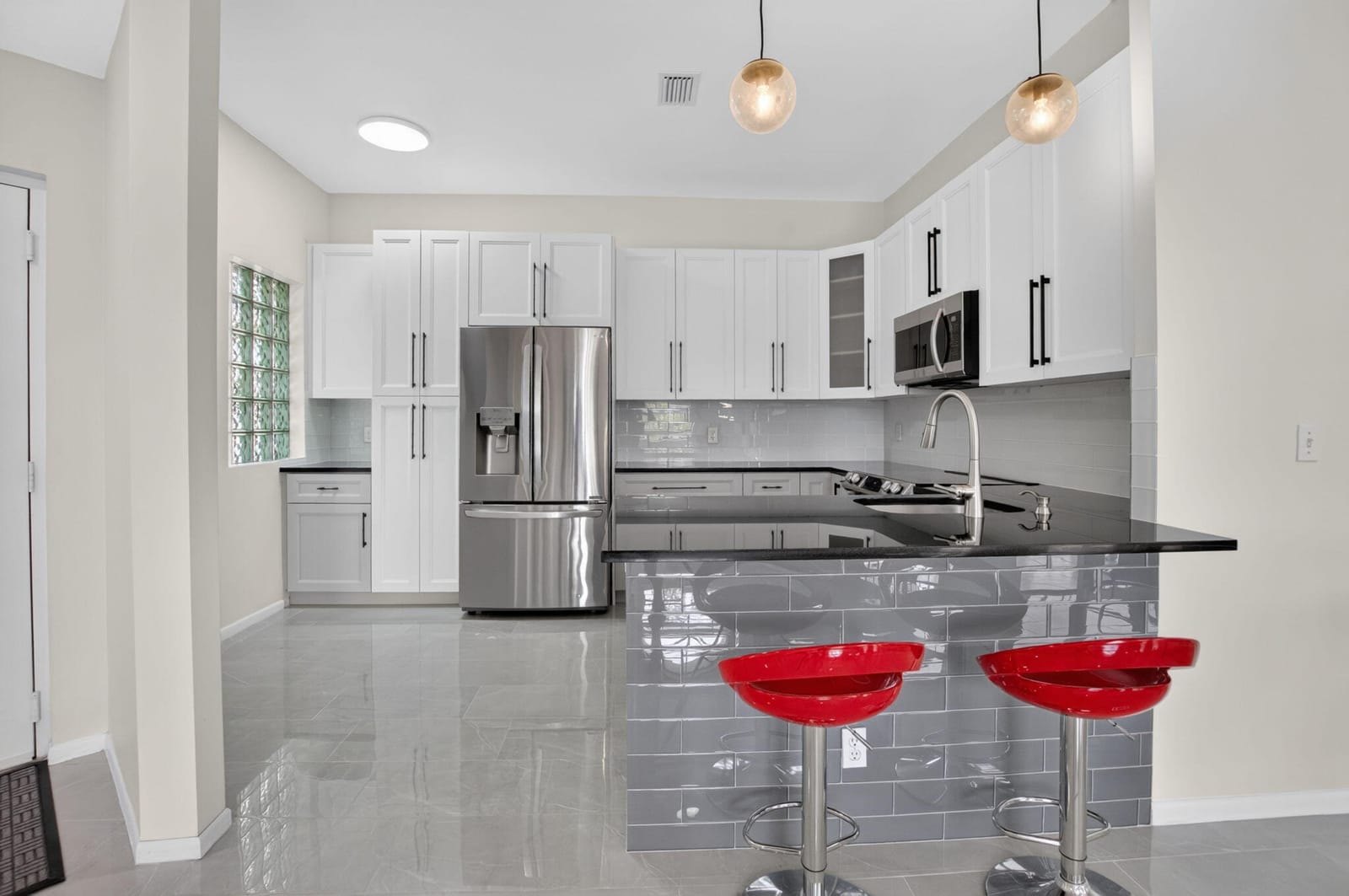 5406 Firenze Drive M — photo 10