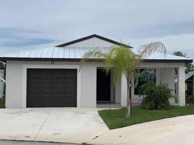 17 EL PORTAL Lane, Spanish Lakes Riverfront, Port St. Lucie, FL