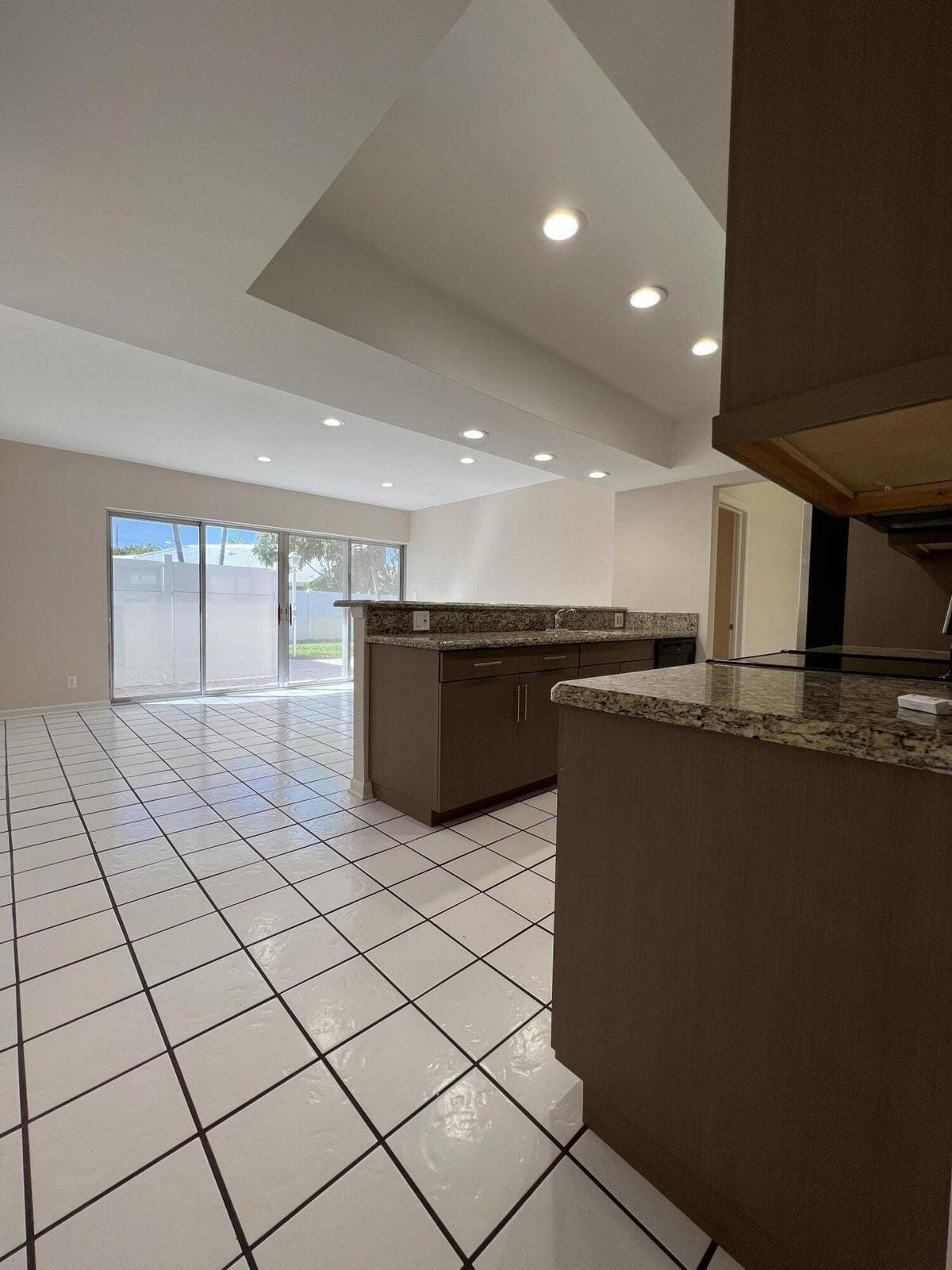499 W Conference Drive, Boca Raton, FL 33486 photo 18
