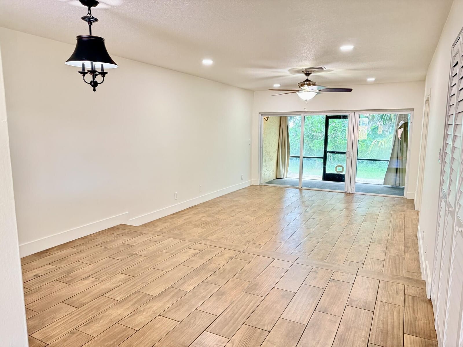 3948 NW 77TH Avenue 3948 — photo 4