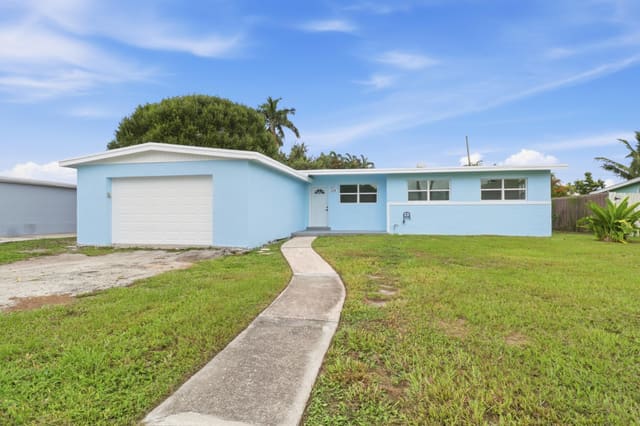 328 PONTE VEDRA Road, sold in ZIP 33461, Palm Springs, FL
