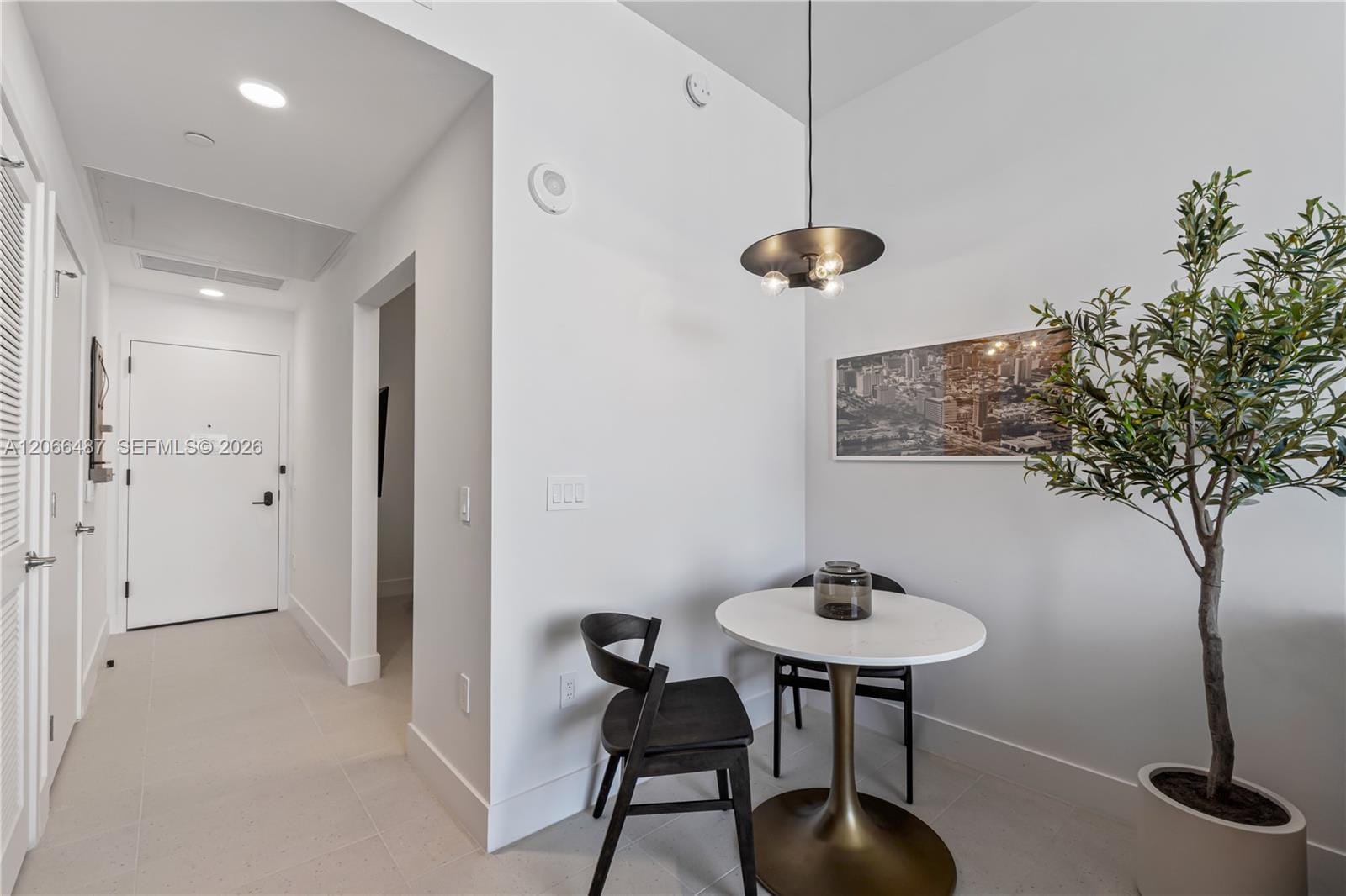 159 NE 6th Street 5103, Miami, FL 33132 photo 4