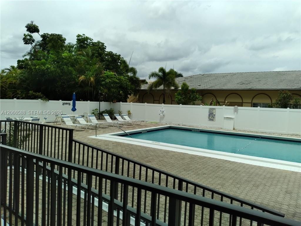 1301 NE 7th Street 415, Hallandale Beach, FL 33009 photo 17