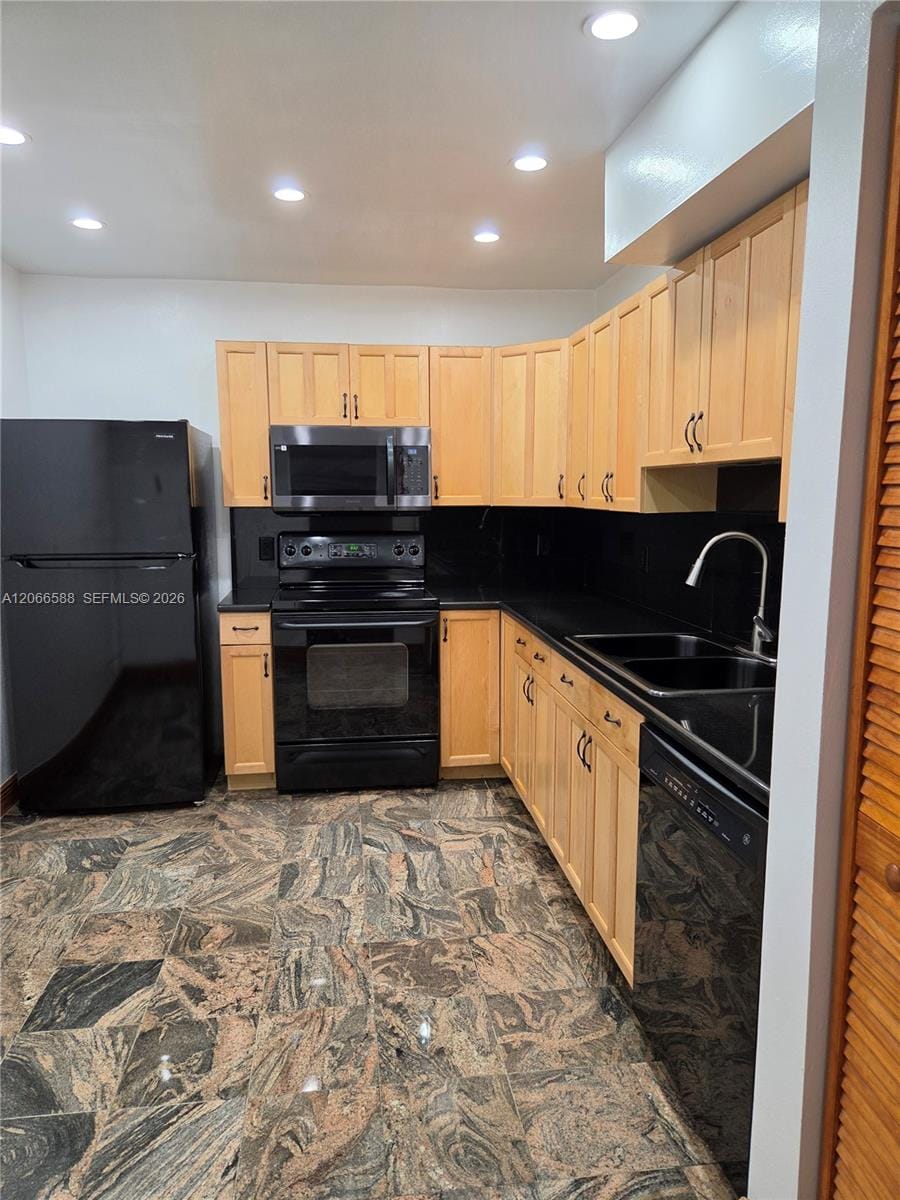 1301 NE 7th Street 415 — photo 3