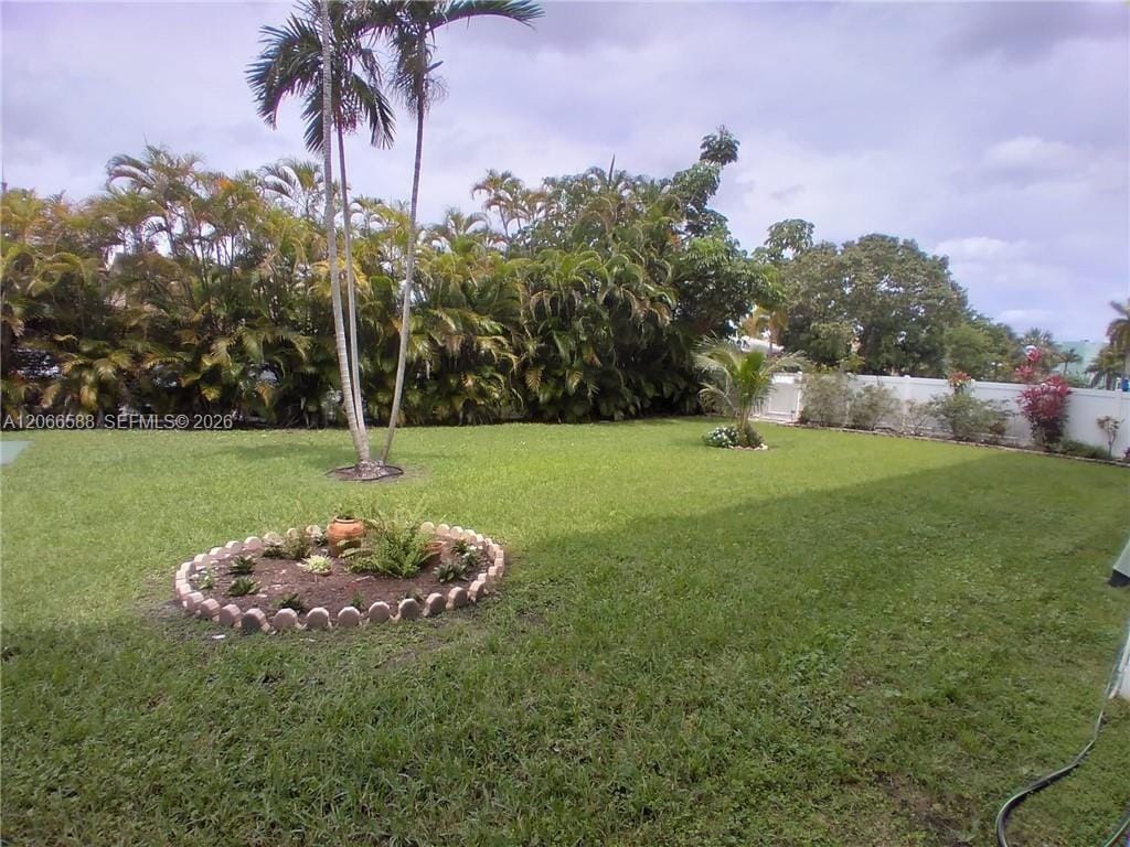 1301 NE 7th Street 415, Hallandale Beach, FL 33009 photo 22