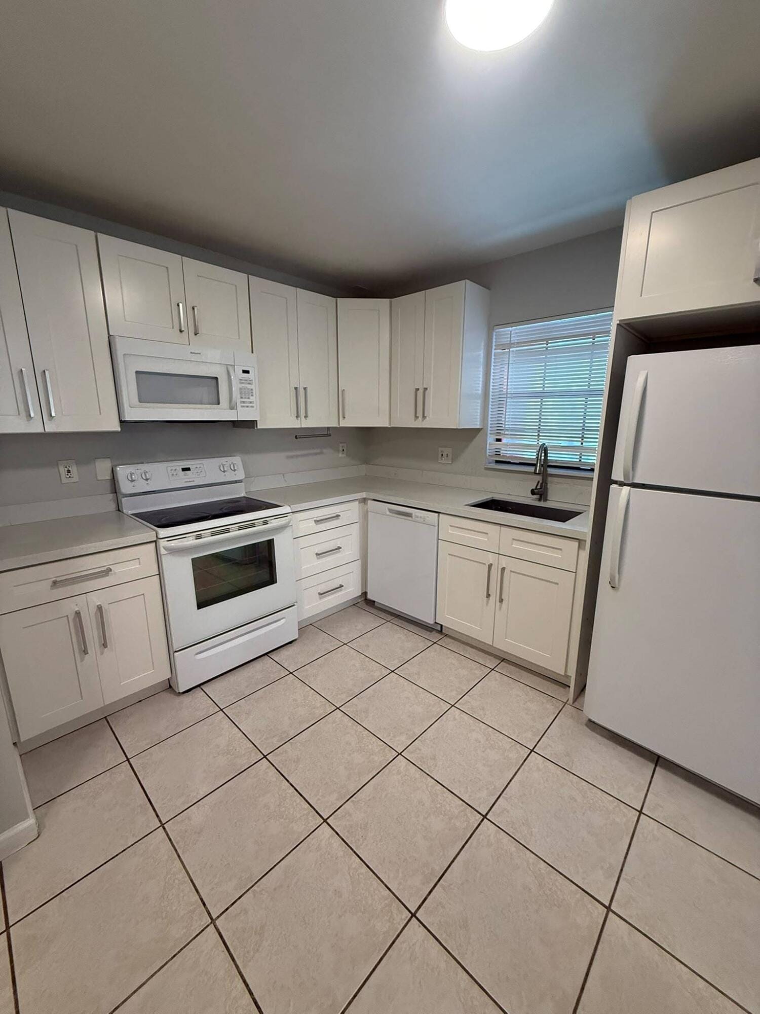 3647 NW 94TH Avenue 4H — photo 6