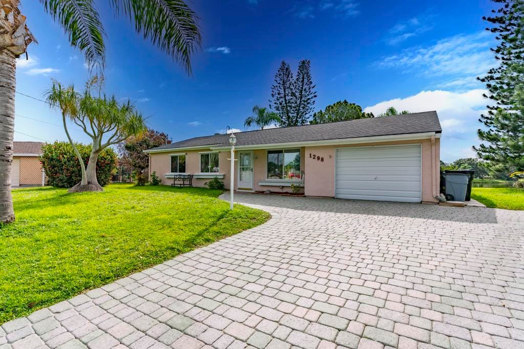 Pending home at 1298 SE RICKENBACKER Terrace, Port St. Lucie, FL 34952