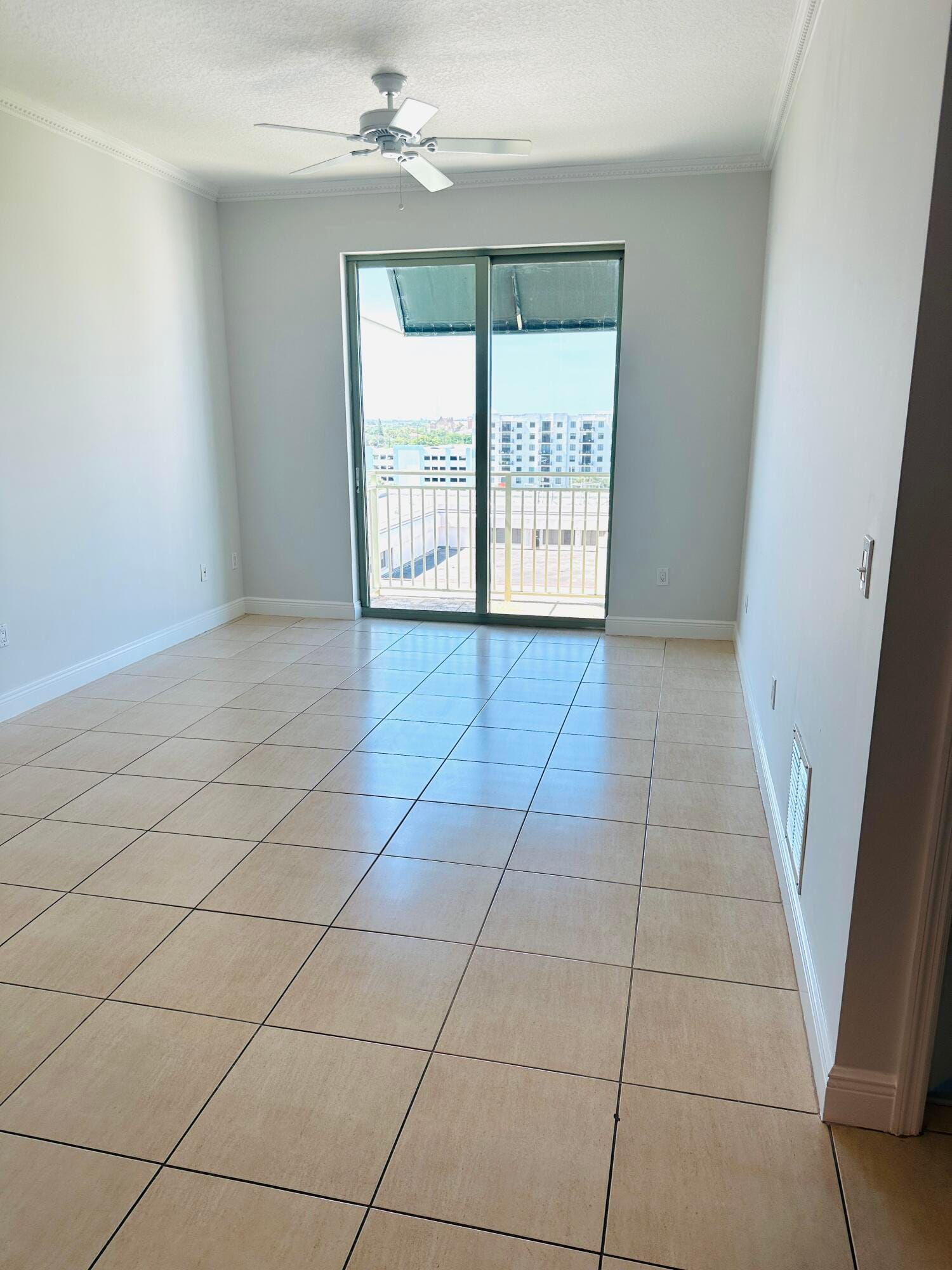 610 CLEMATIS Street 808, West Palm Beach, FL 33401 photo 19