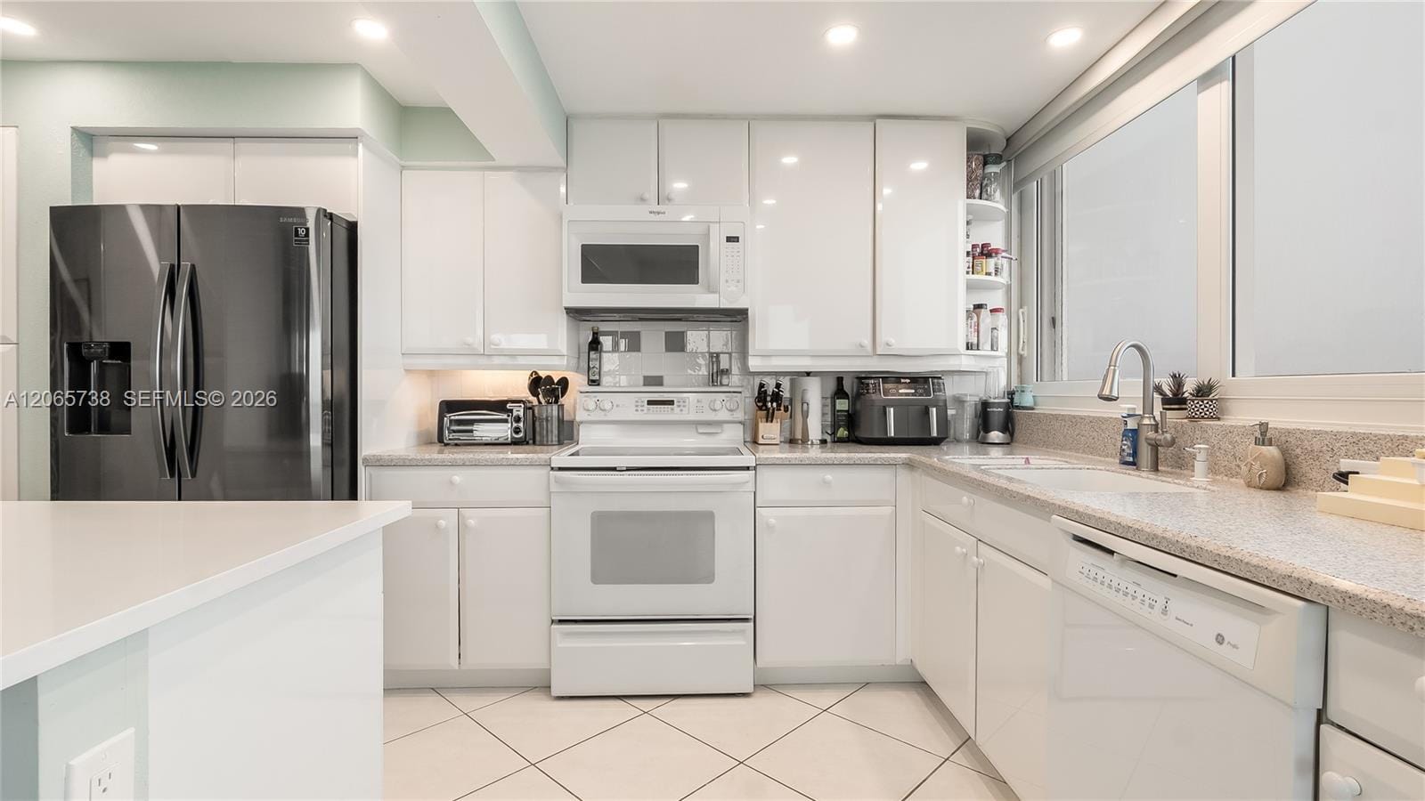 1370 S Ocean Boulevard 2801 — photo 7