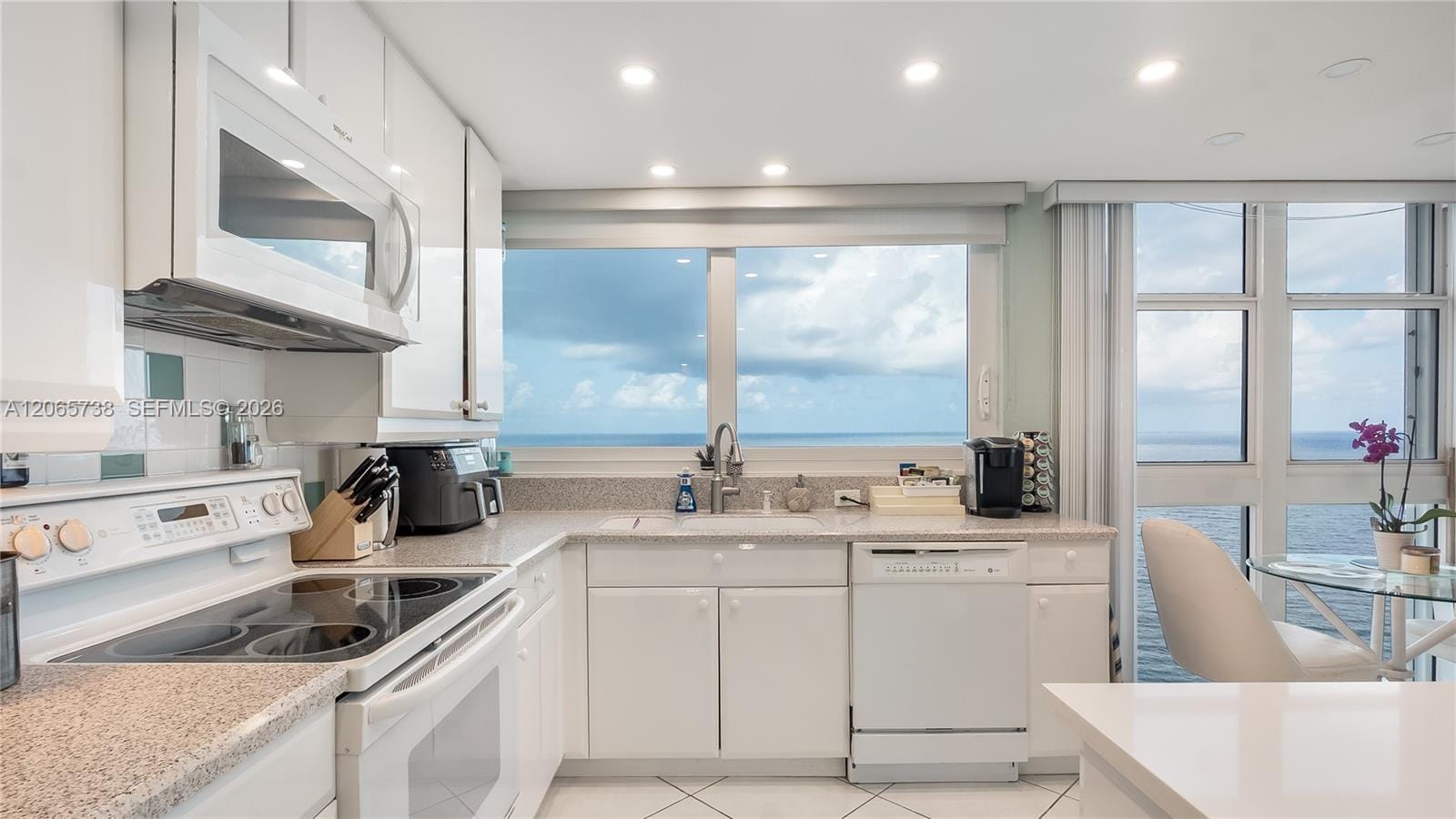1370 S Ocean Boulevard 2801 — photo 10