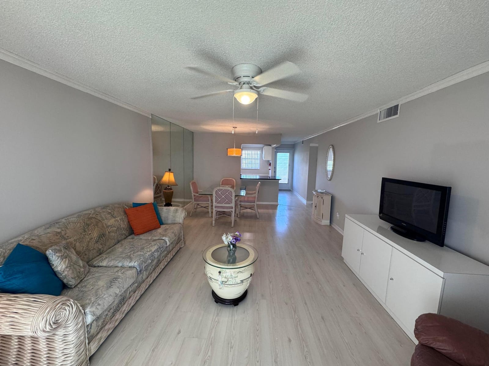 300 NE 26th Avenue 4030 — photo 8