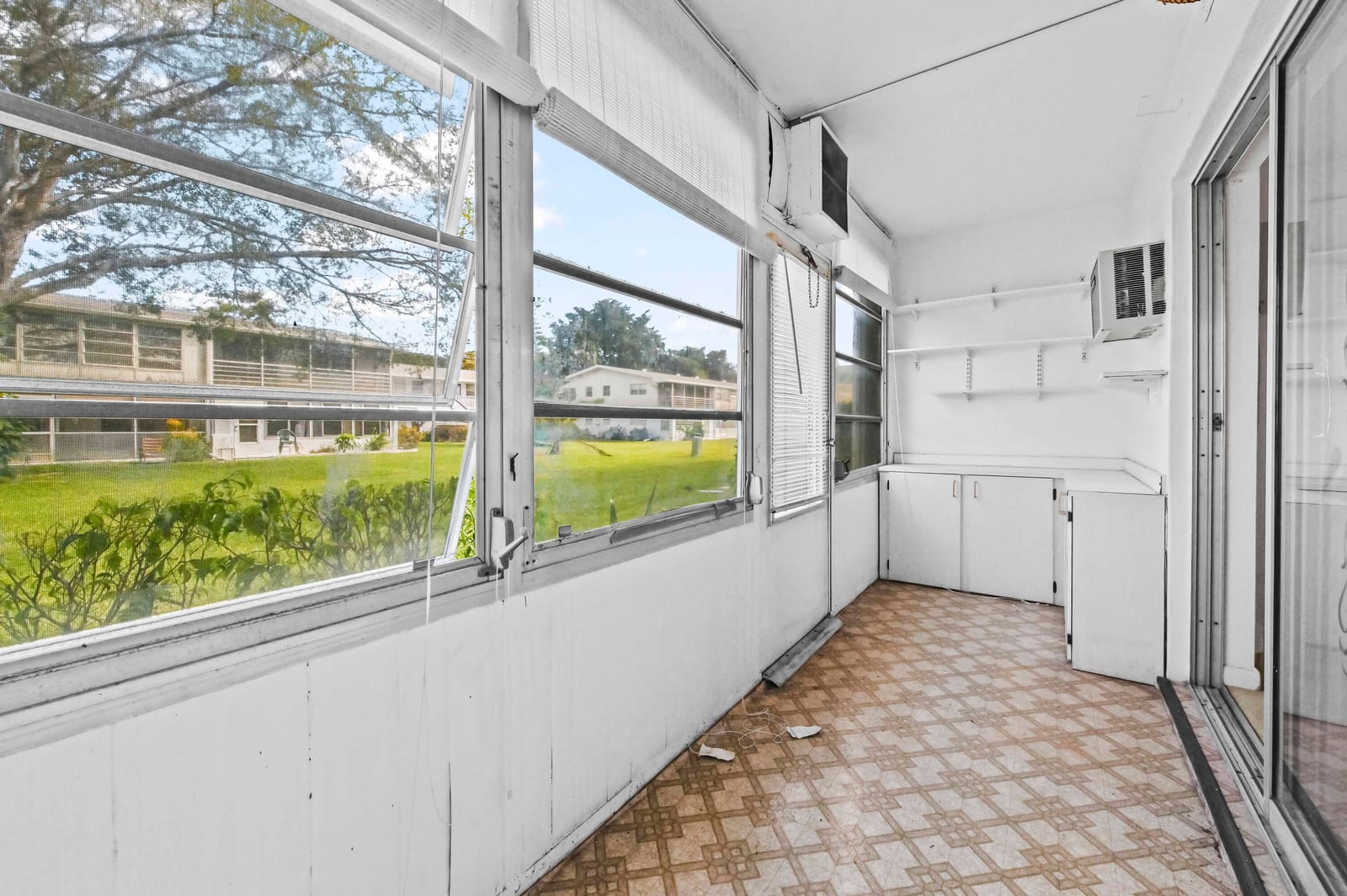 411 Durham N, Deerfield Beach, FL 33442 photo 16