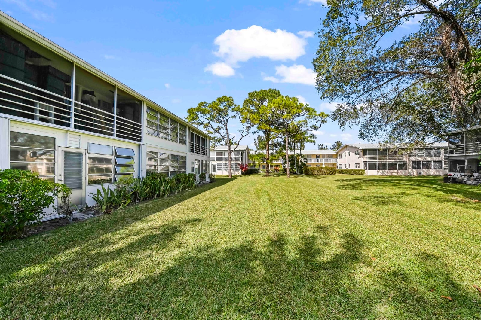 411 Durham N, Deerfield Beach, FL 33442 photo 18
