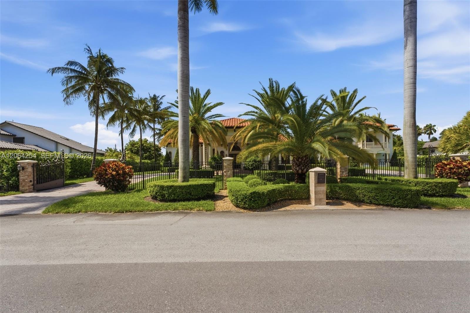10181 NW 131st Street, Hialeah Gardens, FL 33018 photo 3