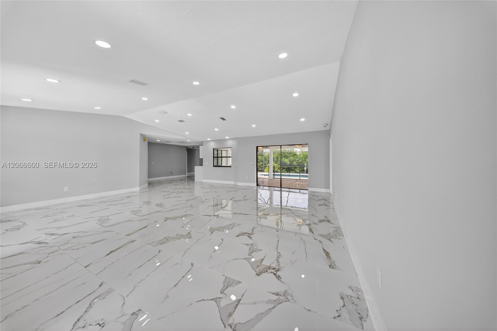 1417 Everest Parkway — photo 10