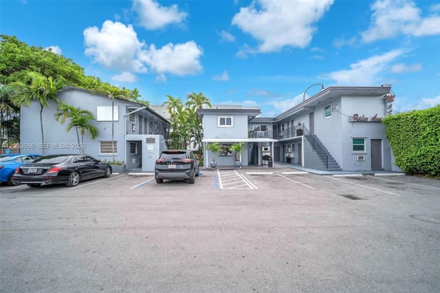8 E 13th Street, Hialeah, FL 33010