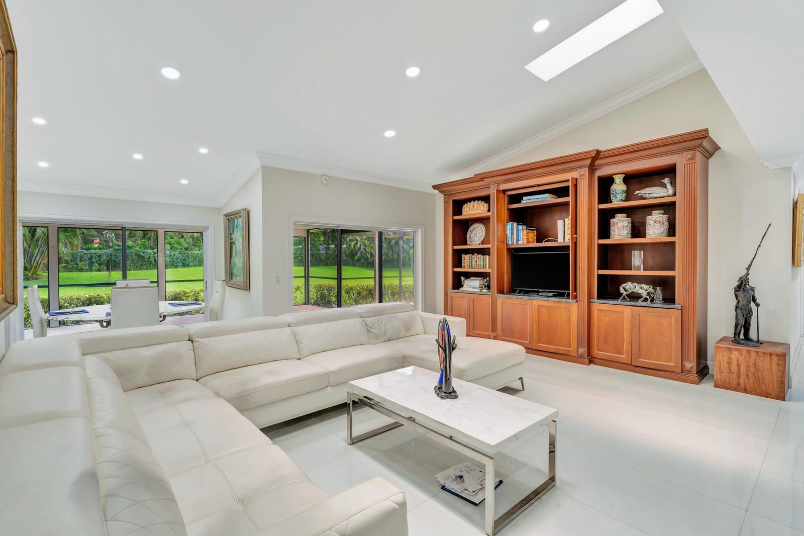 6164 CELADON Circle — photo 8