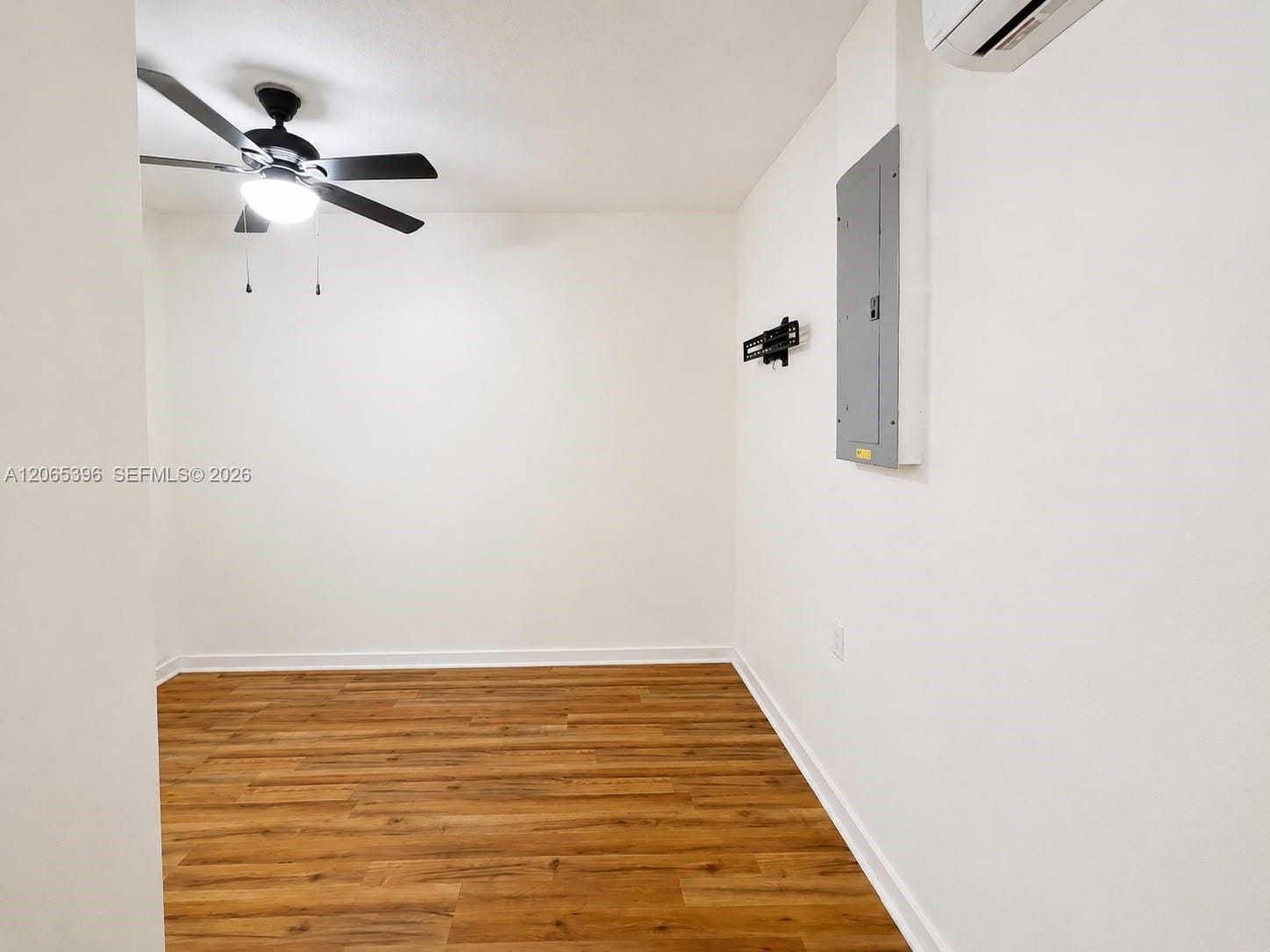 19631 NW 57th Place, Hialeah, FL 33015 photo 3